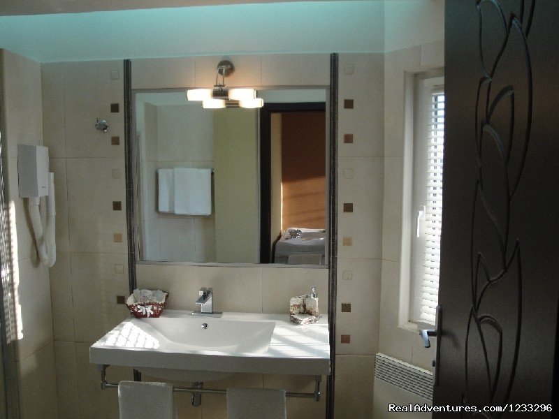 Bathroom | Aleksandar Villa Boutique Hotel | Image #6/13 | 