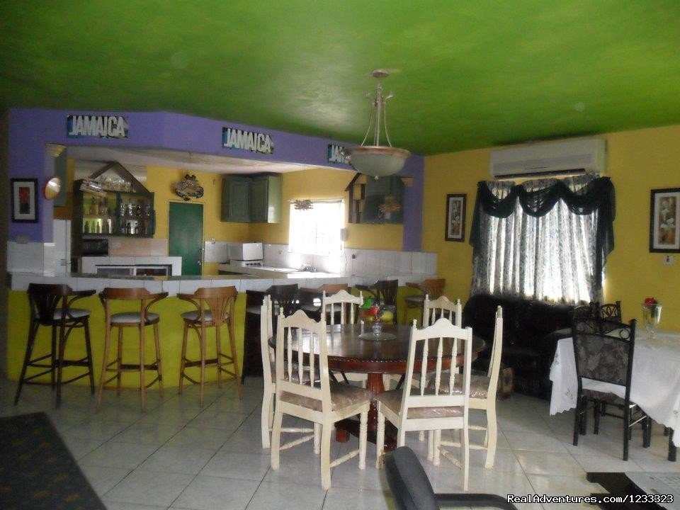 Restaurant and Dining Area | Villa Casa De  Fe The Real Get Away | Image #3/23 | 