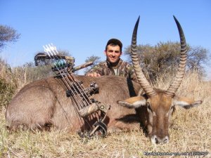 Hennie Viljoen Africa Hunting Safaris
