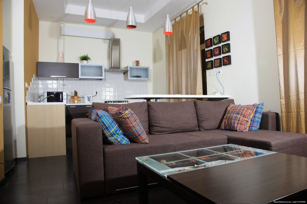Independence Square 2 Room Apartment | Image #6/6 | 