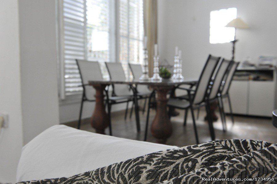 Dining Room Table | Deluxe Apartment for Vacation Rental in Tel Aviv | Image #2/9 | 