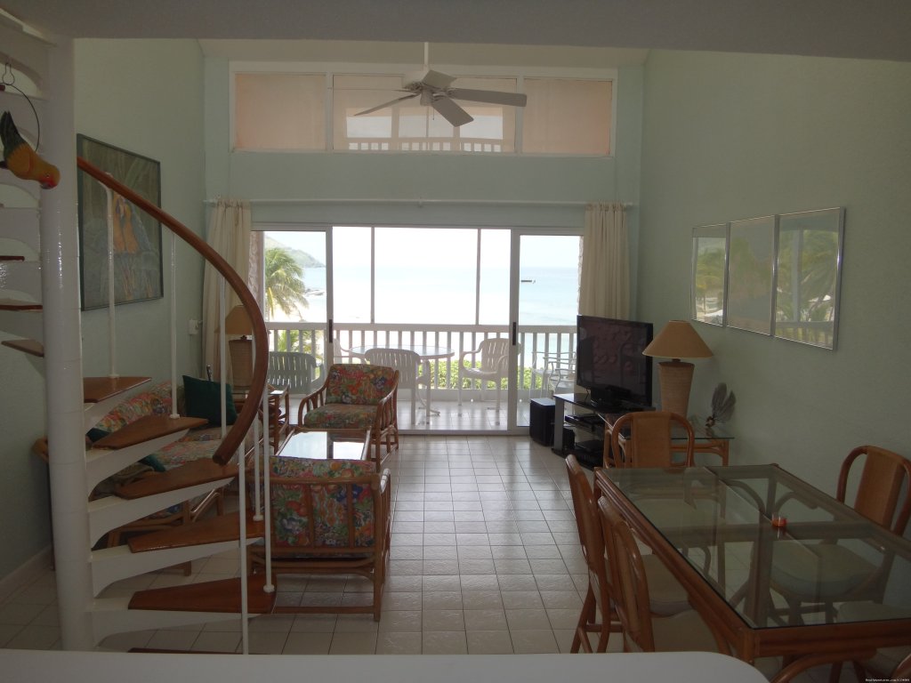 Ocean's Edge - Great Oceanfront Views, 2 Levels | Image #13/26 | 