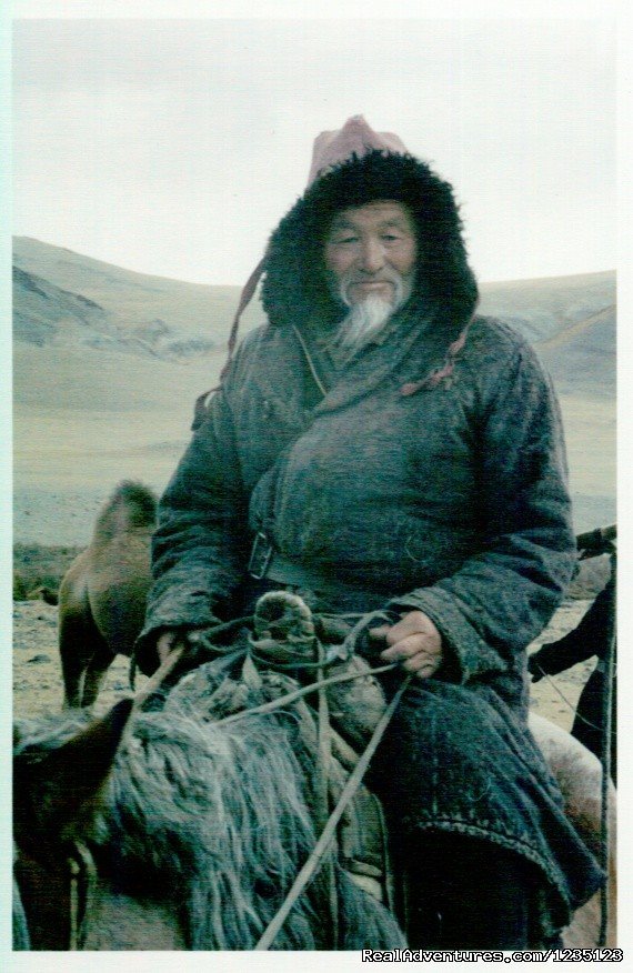 Kazakh man | Gobi Expeditions Mongolia | Image #14/20 | 