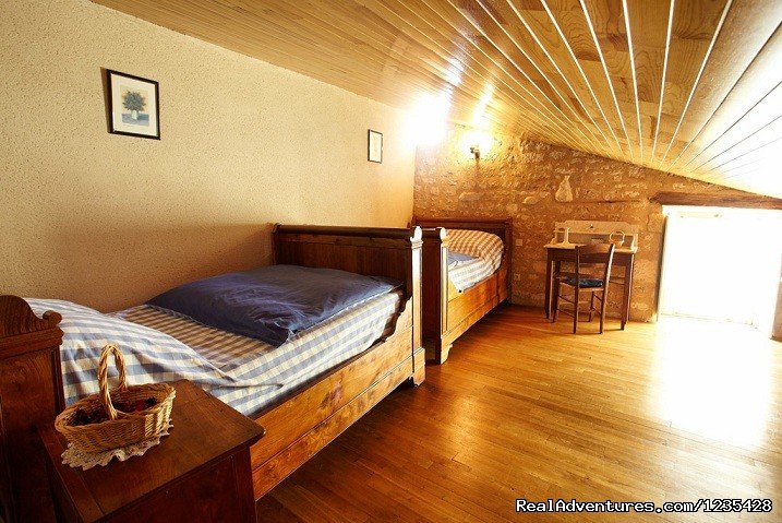 Mezzanin bedroom for the children | Romantic two bedroomed cottage in Vendee, France | Image #18/23 | 
