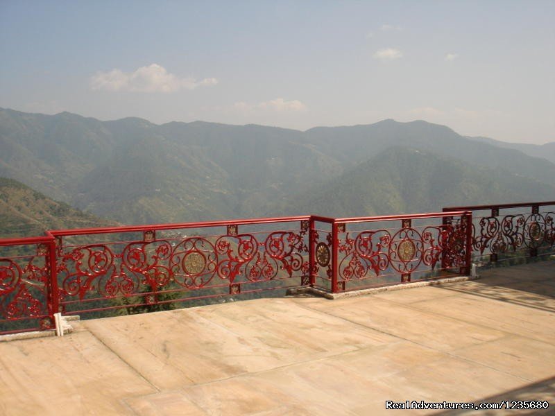 Terrace | Aapo Aap Home Stay (B&B), Shimla-India | Image #5/16 | 