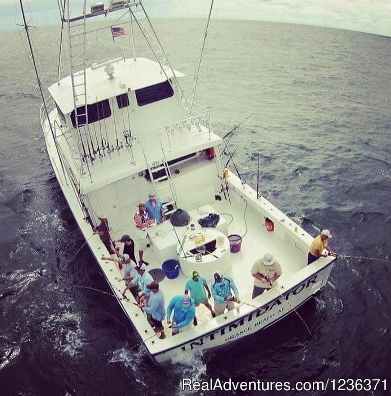 The Intimidator is a really big boat | Deep sea fishing trips from 4 hours to 3 days | Image #7/7 | 