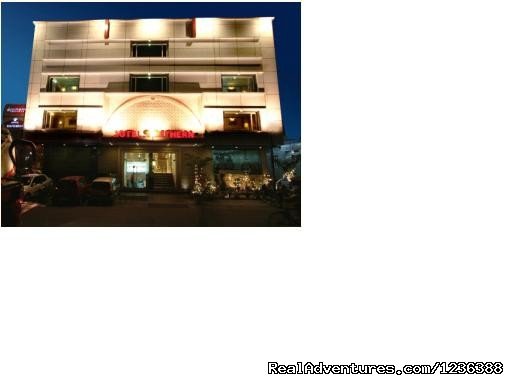 Hotel Building | Delhi Hotel Accommodation | New Delhi, India | Hotels & Resorts | Image #1/2 | 