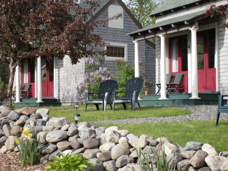 Private Cottages | Greenville Inn at Moosehead Lake | Image #11/23 | 