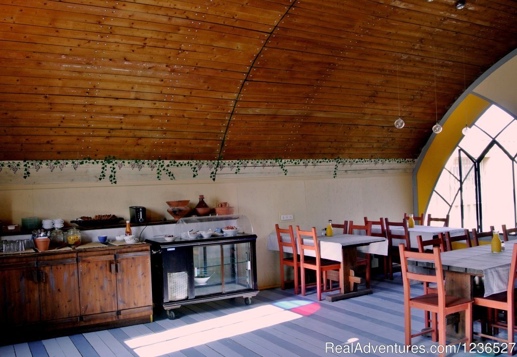 Lounge & breakfast room | Boker Valley Farm | Image #6/26 | 