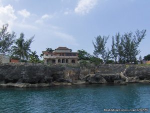1 Care Villa On Cliffs Of West End | Alligator Pond, Jamaica Vacation Rentals | Jamaica Vacation Rentals