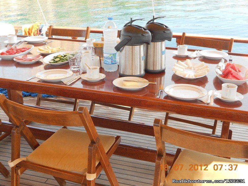 Breakfast on gulet boat | Blue Cruise in Turkey | Image #10/18 | 