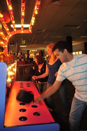 Knuckleheads Bowling & Indoor Amusement Park | Theme Park Wisconsin Dells, Wisconsin | Local Entertainment