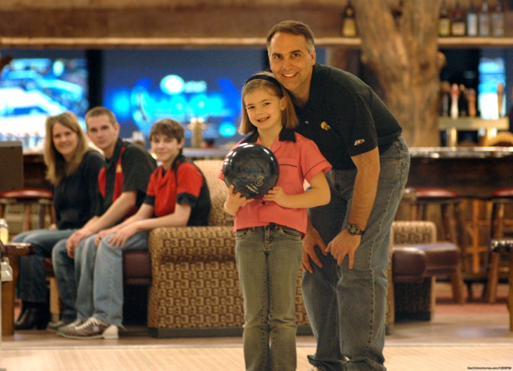 Knuckleheads Bowling & Indoor Amusement Park | Image #4/7 | 