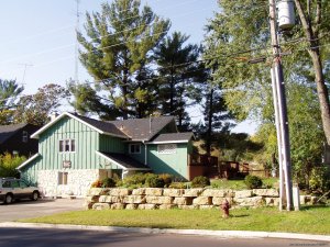 Moonglow Vacation Homes on Beautiful Lake Delton | Lake Delton, Wisconsin Vacation Rentals | Bloomingdale, Illinois