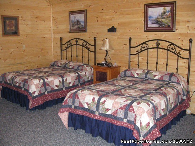 Cabin 2 beds | Beautiful Weekends or Vacations At 7 C's Lodging | Image #2/4 | 