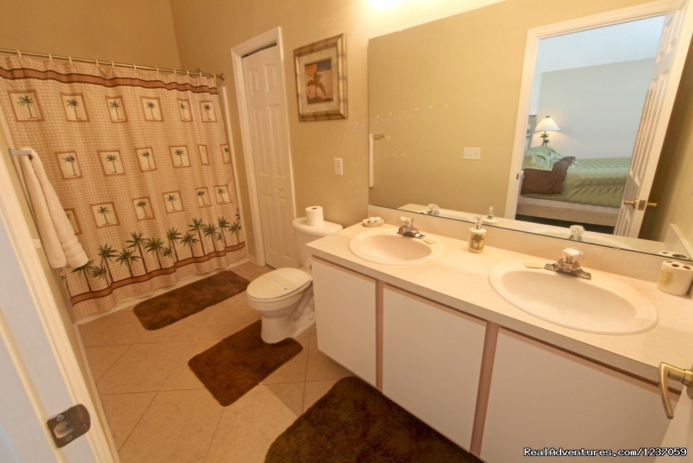1st Masster Bathroom | Comforts of Home | Image #24/26 | 