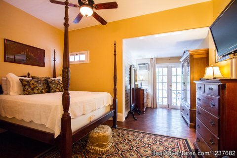 Anniversary Room | Image #10/19 | Old Town Manor