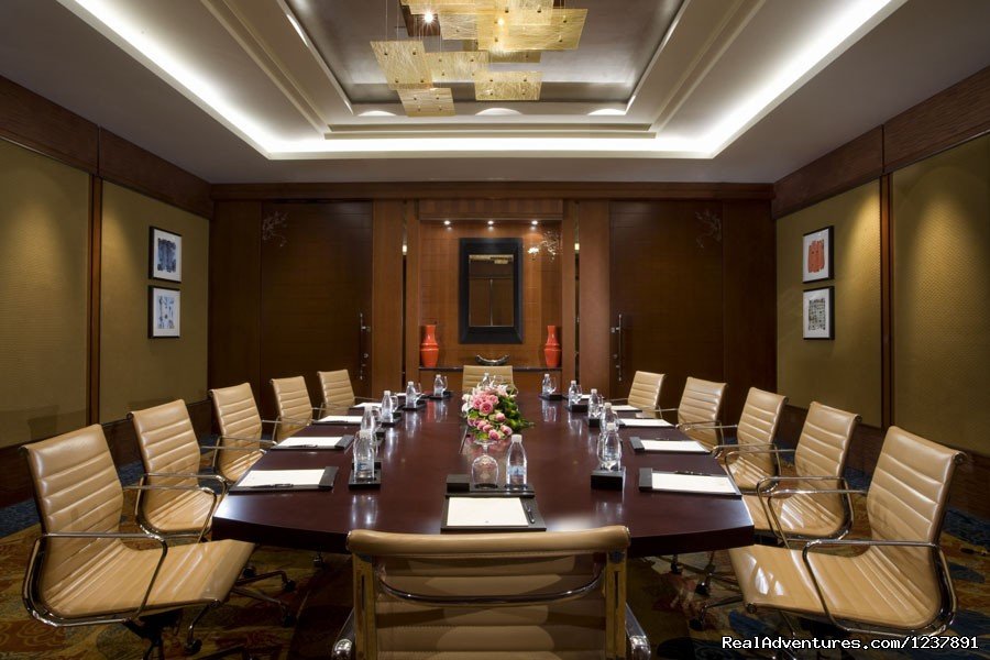 Boardroom | The Ritz-Carlton, Shenzhen | Image #13/17 | 