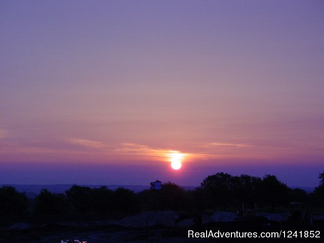 Sunrise at the Ranch | East View RV Ranch | Georgetown, Texas  | Campgrounds & RV Parks | Image #1/2 | 