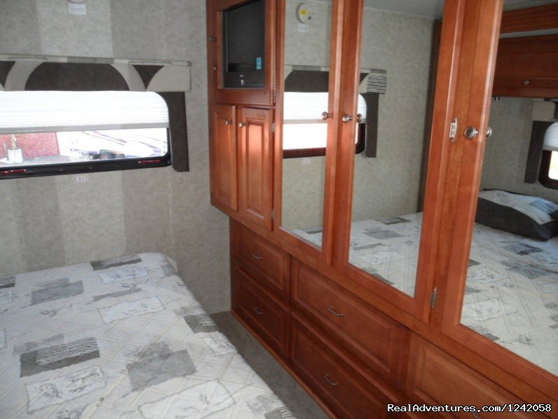 Conquest Super-C Motorhome, Bedroom2 | Privately Owned 'CONNIE' 34' Class Super-C RV | Image #7/12 | 