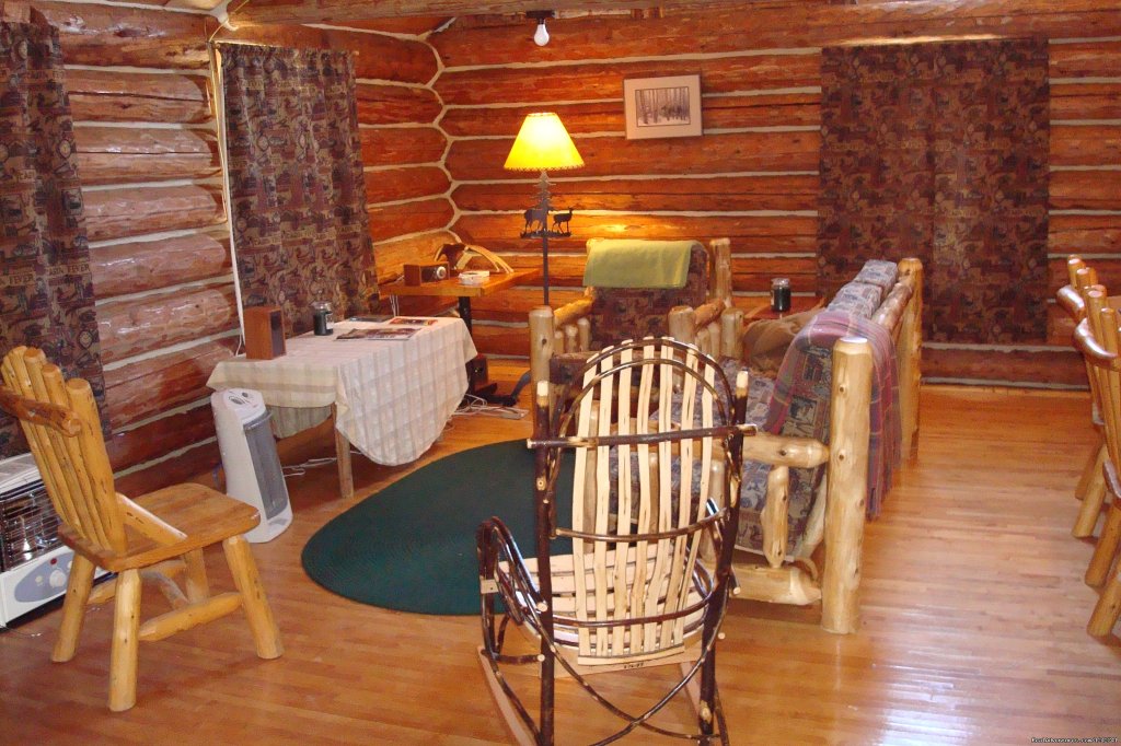 Cozy places to gather | View Northern Maine's Boreal Species | Image #10/21 | 