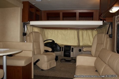 Privately Owned 'ACE JR' Class A RV | Image #8/8 | 