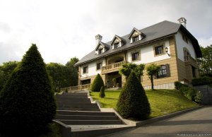 S.Sebastian. Elegant palace with a private forest | Vacation Rentals Oiartzun, Spain | Vacation Rentals Pamplona, Spain