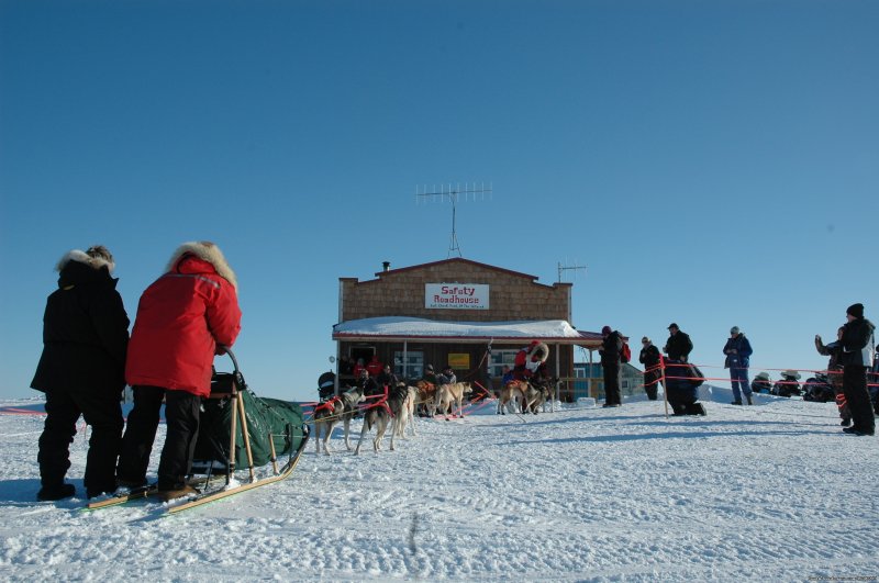 Safety Checkpoint | Iditarod Sled Dog Race Tours & Arctic Adventure | Image #13/25 | 