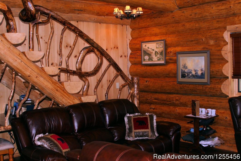 Captan Cook Lodge - Den | Unique Lodging and Exciting Adventures in Alaska | Image #21/26 | 