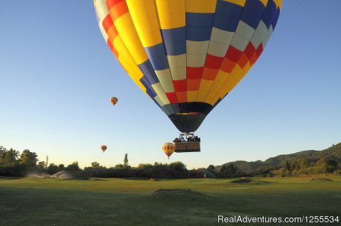 Come fly with us on the adventure of a lifetime over World Famous Wine Country! We offer our sunrise flights daily, 364 days a year weather permitting. This bucket list experience is perfect for ANY occasion. Includes post-flight Champagne Toast.