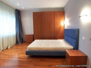 Spacious two bedroom apartment furnished for rent