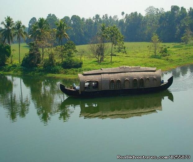 Kavvayi Backwaters | Top luxury resort in Ezhimala, Kerala, India | Image #16/19 | 