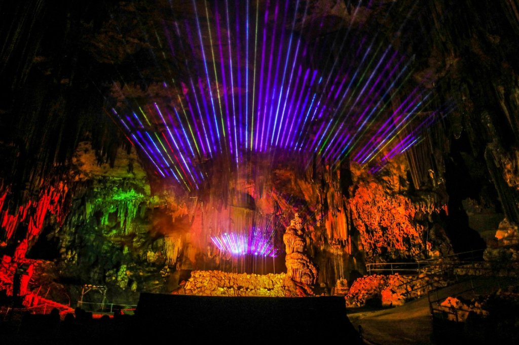 Majestic Caverns Laser Light Show | Majestic Caverns | Image #2/12 | 