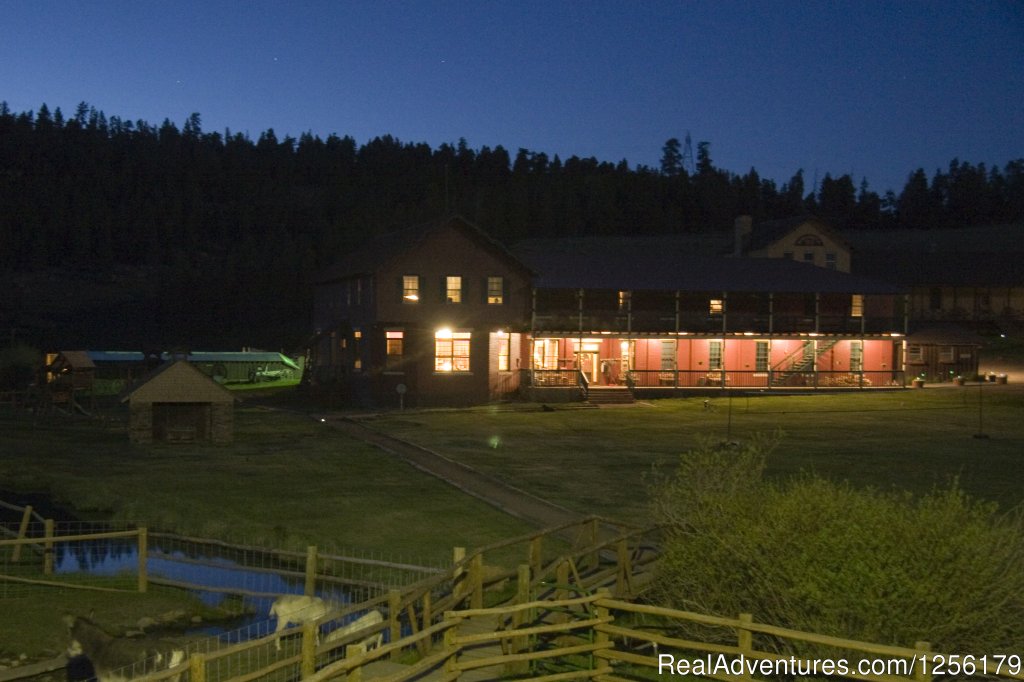 The Lodge | Waunita Hot Springs Ranch | Image #7/8 | 