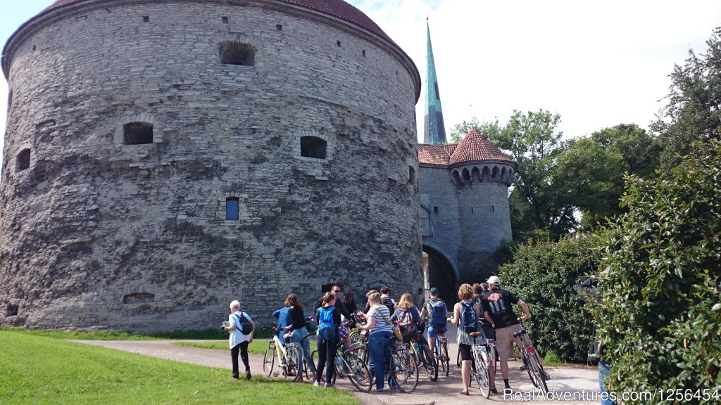 Fat Margaret Cannon Tower | Welcome To Tallinn Bicycle Tour | Image #6/11 | 