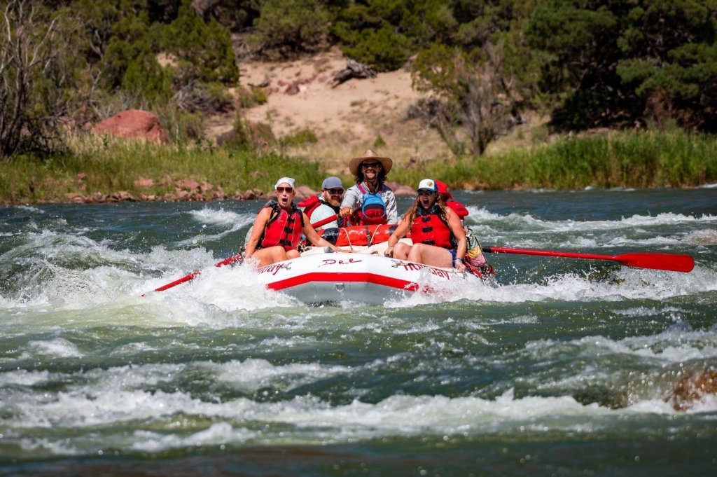 Boating | Lodore Canyon Green River Rafting | Dinosaur, Colorado  | Rafting Trips | Image #1/9 | 