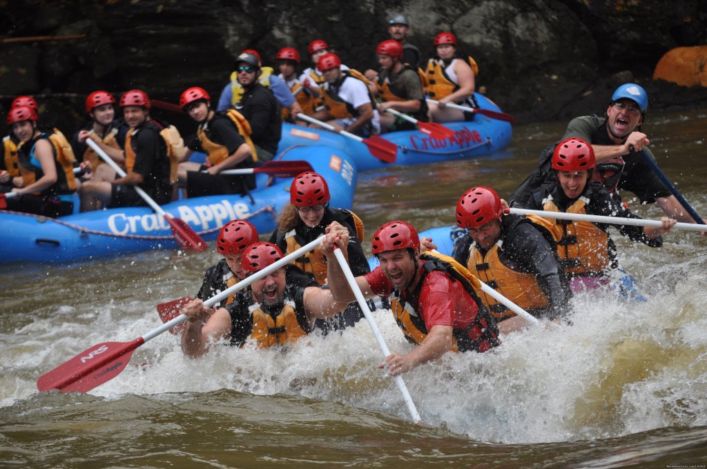 Surfing at Hurricane Hole on the Deerfield | Rafting and Kayaking in Massachusetts Berkshires | Image #4/4 | 