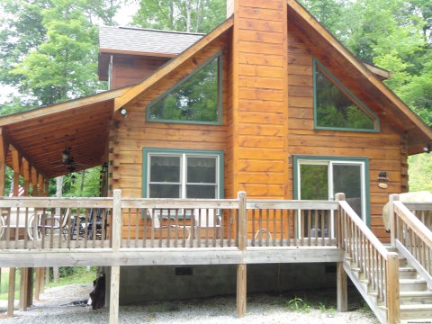Side Entrance to Cabin | Image #3/20 | Luxury Cabin on Beautiful Mt Stream $199/nightly