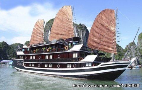 halongtoursbooking is the smart way to book Halong Tours, from 5 to 20% discount on each tours. Full and clear information of Halong cruises and tours.