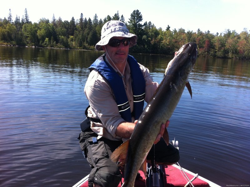 Guided Fishing Trips on Ottawa River, Ontario | Image #2/4 | 