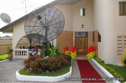 Welcome to Elmeiz Guest House Accra | Elmeiz Guest House Accra Ghana | Accra, Ghana | Bed & Breakfasts | Image #1/4 | 