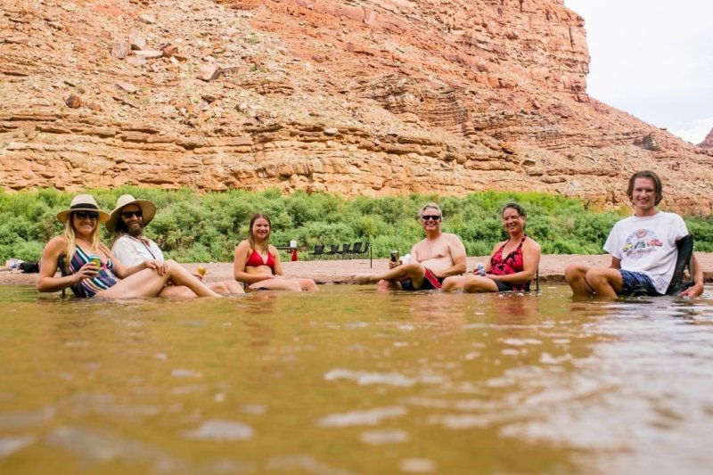 River Relaxing | Cataract Canyon Whitewater Rafting | Image #9/10 | 