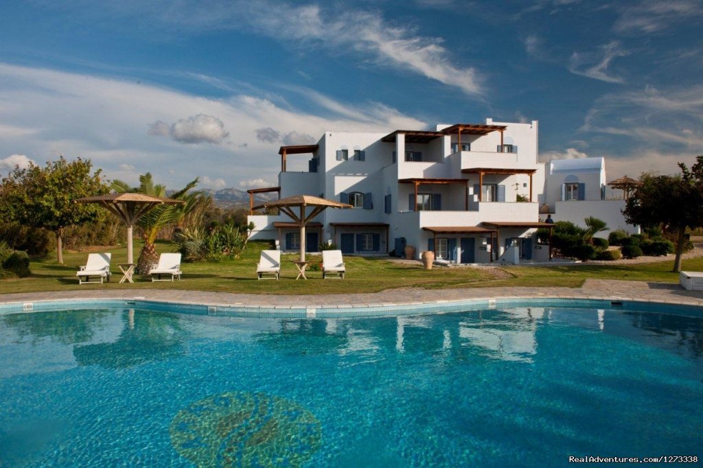 Ammos Naxos Exclusive Apartment | Ammos Naxos Exclusive Apartment & Studios | Naxos Island, Greece | Hotels & Resorts | Image #1/10 | 