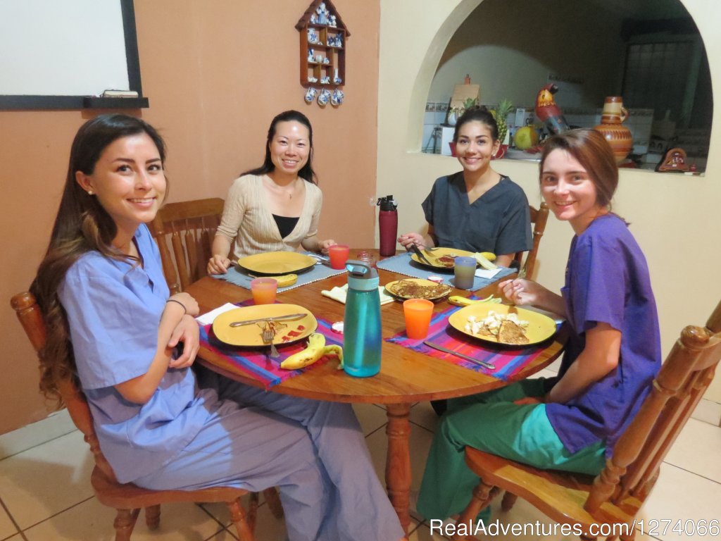 Having lunch at host family | Spanish Language School And Volunteer In Honduras | Image #17/26 | 