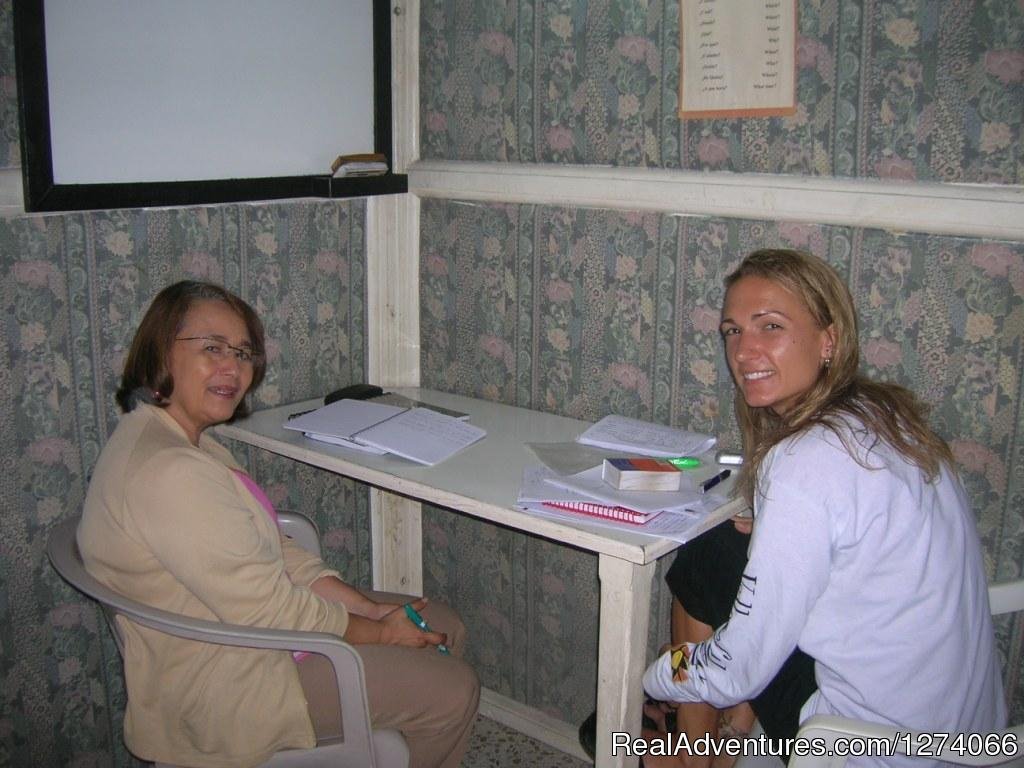 Student at class | Spanish Language School And Volunteer In Honduras | Image #22/26 | 