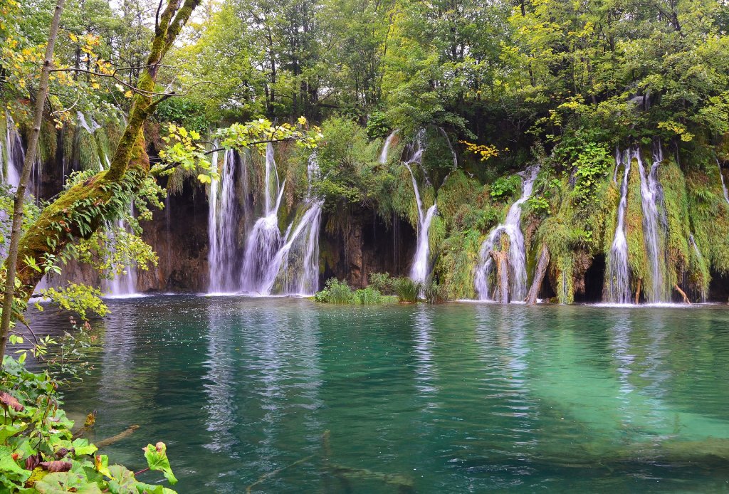 Plitvice Lakes Np | 8 Days - Hiking The National Parks Of Croatia | Image #3/18 | 