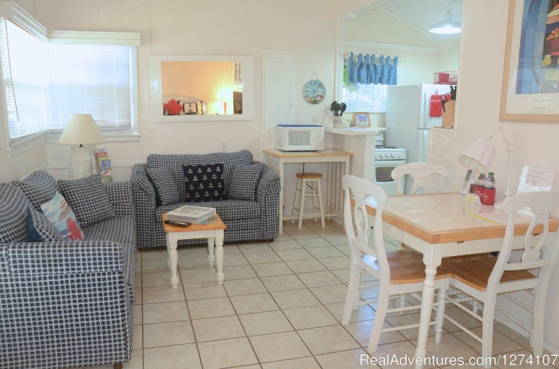 King studio apartment | Cottages by the Ocean - Studios and 1/1 | Image #7/26 | 