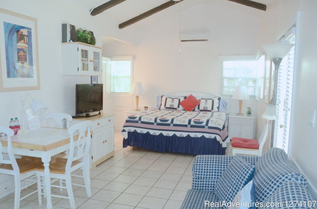 King studio apartment | Cottages by the Ocean - Studios and 1/1 | Image #4/26 | 