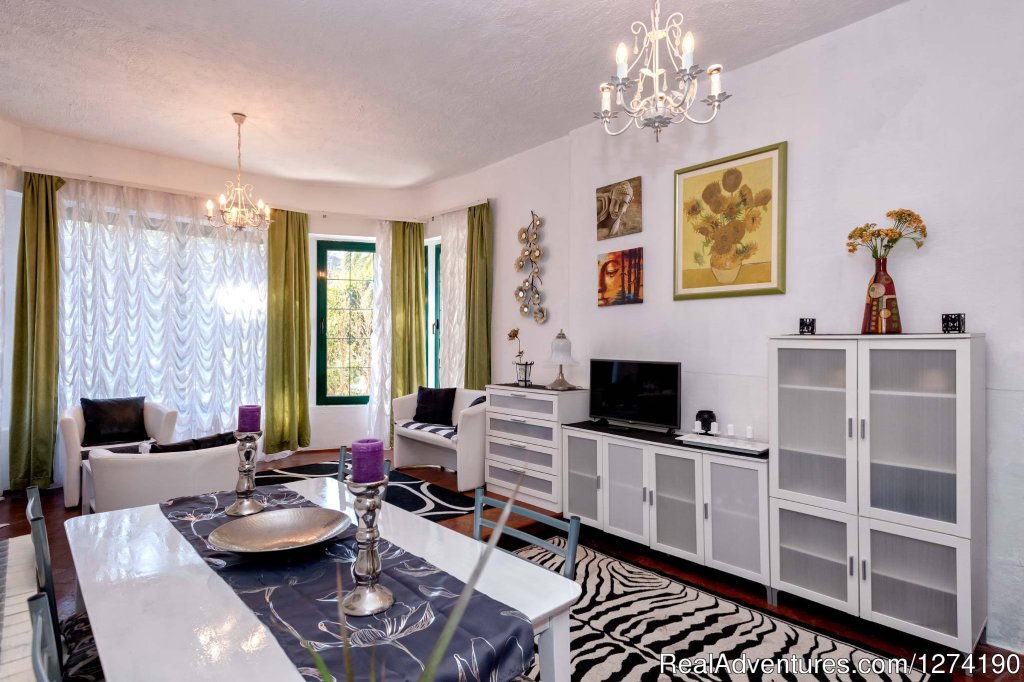 living room-Josip apartment | Seafront&beachfront exclusive Villa Domus Marini | Image #2/26 | 