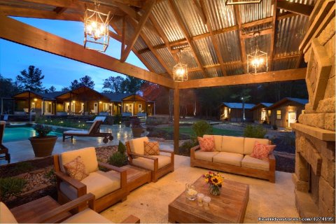 Outdoor Fireplace and Lounge Area